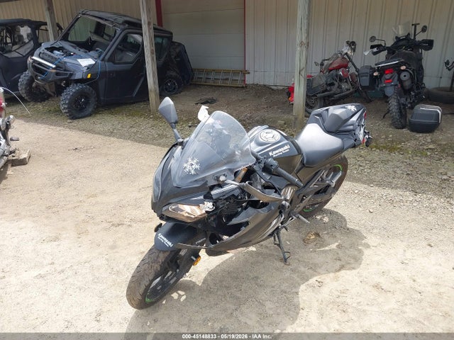 2017 Kawasaki Ex300 B მანქანა იყიდება აუქციონზე, vin: JKAEX8B13HDA35686, აუქციონის ნომერი: 45148833