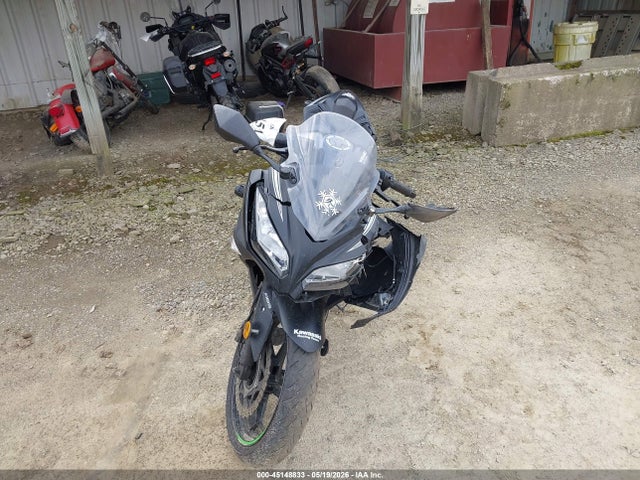 2017 Kawasaki Ex300 B მანქანა იყიდება აუქციონზე, vin: JKAEX8B13HDA35686, აუქციონის ნომერი: 45148833