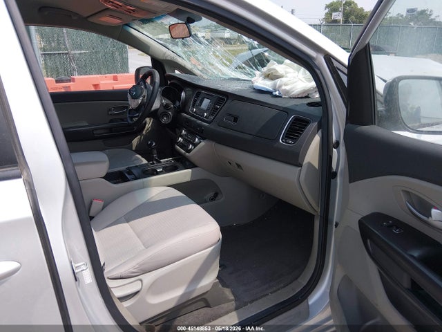 KIA SEDONA LX 2016 KNDMB5C12G6192543 Image 5