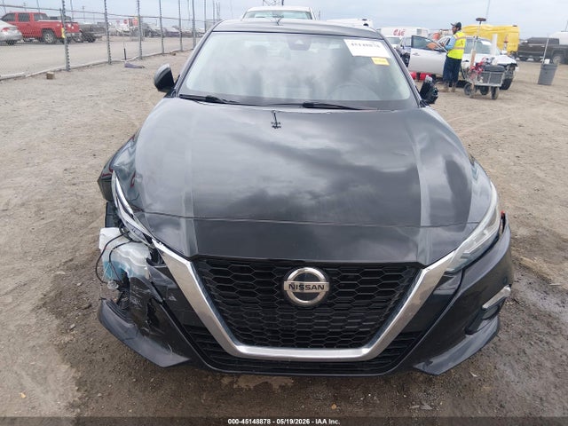 45148878 :رقم المزاد ، 1N4BL4FW7KC191572 vin ، 2019 Nissan Altima 2.5 Platinum مزاد بيع
