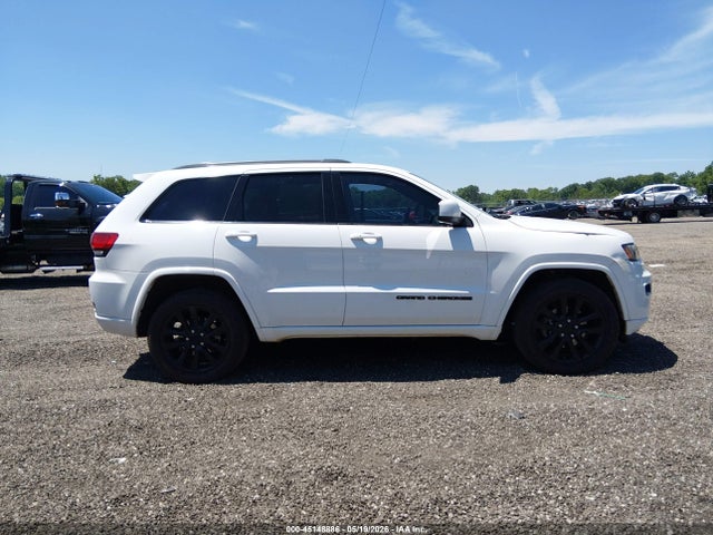 45148886 :رقم المزاد ، 1C4RJFAGXHC714375 vin ، 2017 Jeep Grand Cherokee Altitude 4x4 مزاد بيع