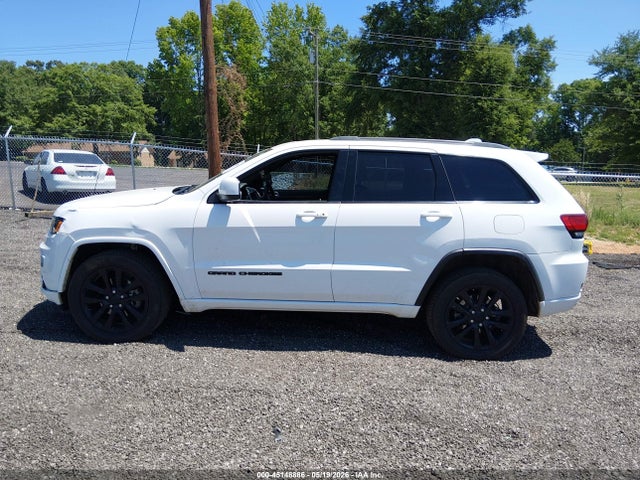 45148886 :رقم المزاد ، 1C4RJFAGXHC714375 vin ، 2017 Jeep Grand Cherokee Altitude 4x4 مزاد بيع