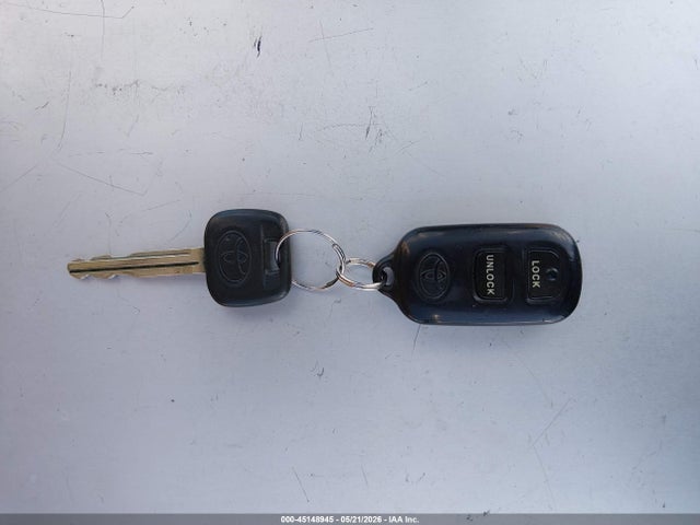2004 Toyota Corolla Le მანქანა იყიდება აუქციონზე, vin: 1NXBR32EX4Z273918, აუქციონის ნომერი: 45148945