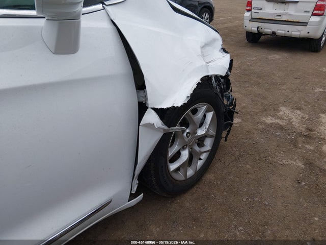 Продаж на аукціоні авто 2019 Chrysler Pacifica Touring L Plus, vin: 2C4RC1EG5KR527471, номер лоту: 45148956