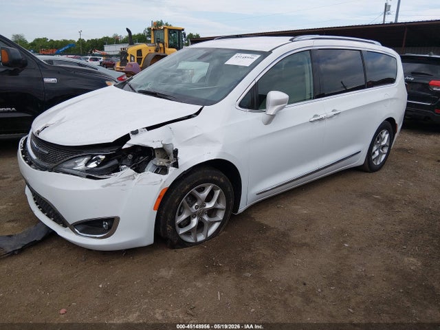 Продаж на аукціоні авто 2019 Chrysler Pacifica Touring L Plus, vin: 2C4RC1EG5KR527471, номер лоту: 45148956