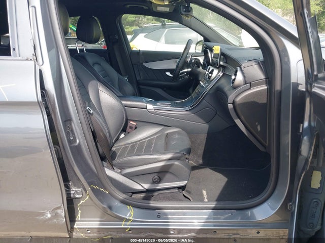 45149029 :رقم المزاد ، W1N0J6EB1MF996625 vin ، 2021 Mercedes-benz Amg Glc 43 Coupe 4matic مزاد بيع