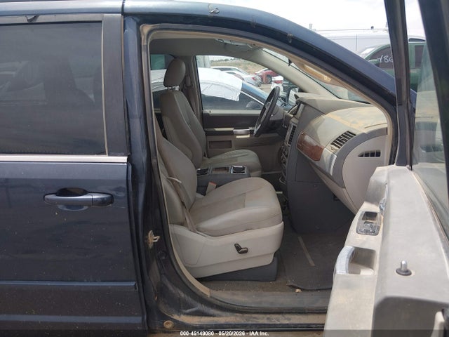 45149080 :رقم المزاد ، 2A8HR54P08R823714 vin ، 2008 Chrysler Town & Country Touring مزاد بيع