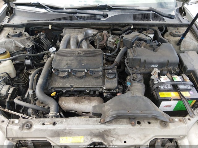 2002 Toyota Camry Le V6 მანქანა იყიდება აუქციონზე, vin: 4T1BF32K52U027631, აუქციონის ნომერი: 45149091