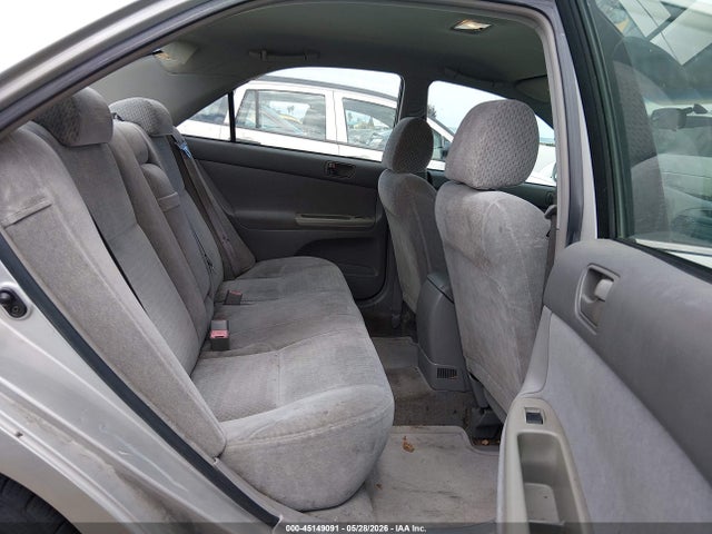 2002 Toyota Camry Le V6 მანქანა იყიდება აუქციონზე, vin: 4T1BF32K52U027631, აუქციონის ნომერი: 45149091