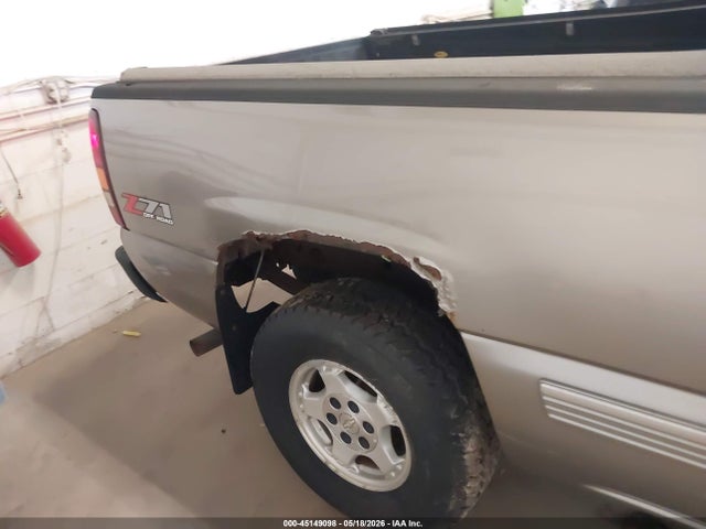 2001 Chevrolet Silverado 1500 Ls მანქანა იყიდება აუქციონზე, vin: 1GCEK19T81E221076, აუქციონის ნომერი: 45149098