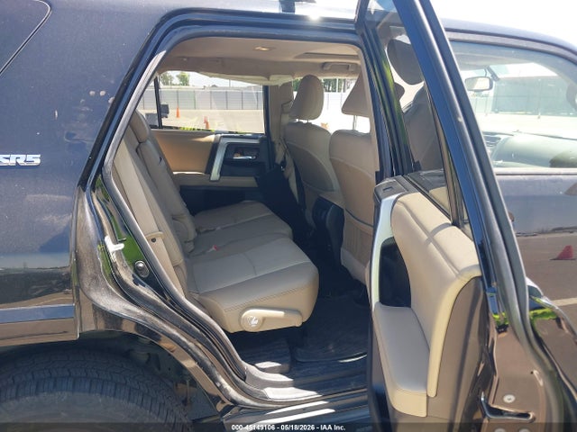 45149106 :رقم المزاد ، JTEBU5JR8F5254537 vin ، 2015 Toyota 4runner Sr5 Premium مزاد بيع