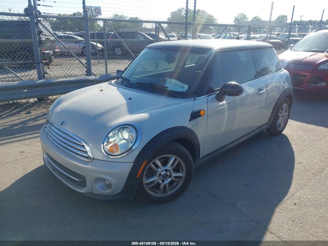 Продажа на аукционе авто 2013 Mini Hardtop Cooper, vin: WMWSU3C50DT548944, номер лота: 45149108
