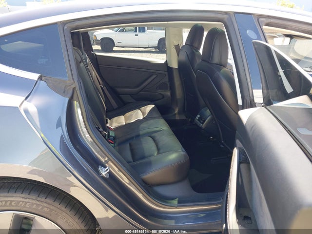Продаж на аукціоні авто 2018 Tesla Model 3 Long Range/performance, vin: 5YJ3E1EB0JF073726, номер лоту: 45149134