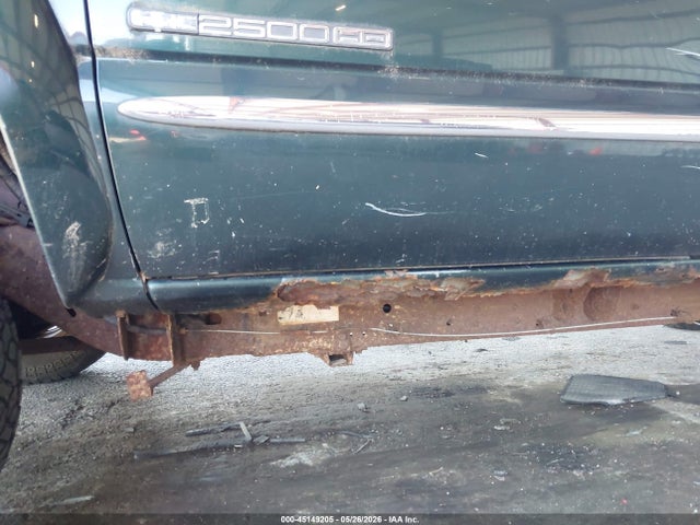 45149205 :رقم المزاد ، 1GTHK29U92E143257 vin ، 2002 Gmc Sierra 2500hd Sle مزاد بيع