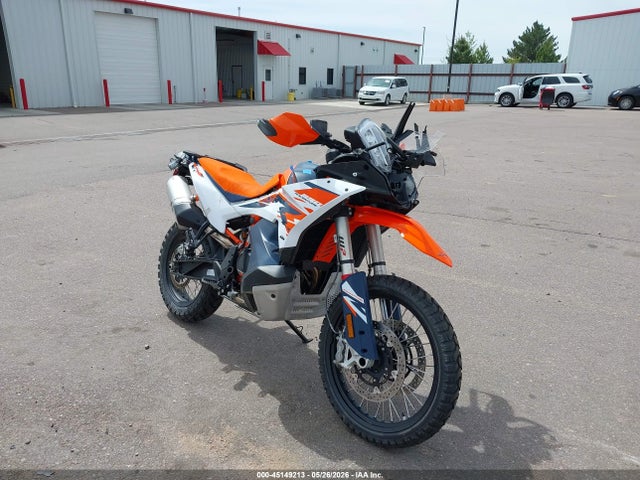 2025 VBKTR6403SM896384 main image