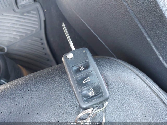 45149231 :رقم المزاد ، 3VWD17AJ4EM213792 vin ، 2014 Volkswagen Jetta 1.8t Se مزاد بيع