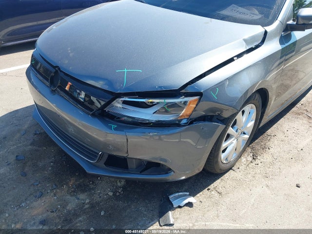 45149231 :رقم المزاد ، 3VWD17AJ4EM213792 vin ، 2014 Volkswagen Jetta 1.8t Se مزاد بيع