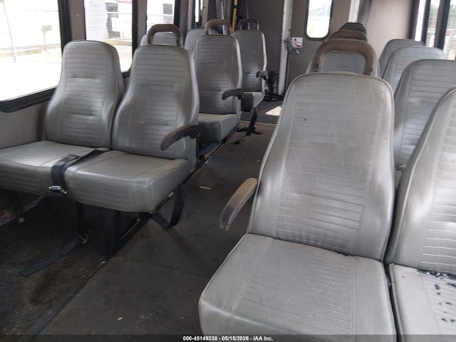 45149238 :رقم المزاد ، 1FDFE4FS9DDA02853 vin ، 2013 Ford E-450 Cutaway مزاد بيع