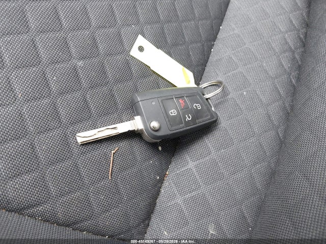 45149267 :رقم المزاد ، 3VV0B7AX6LM139082 vin ، 2020 Volkswagen Tiguan 2.0t S مزاد بيع