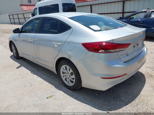 Hyundai ELANTRA SE 2018 5NPD74LF3JH260093 Image 3