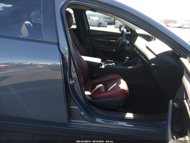 Mazda Mazda3 2.5 S Carbon Edition 2025 JM1BPBCM8S1781040 Image 5