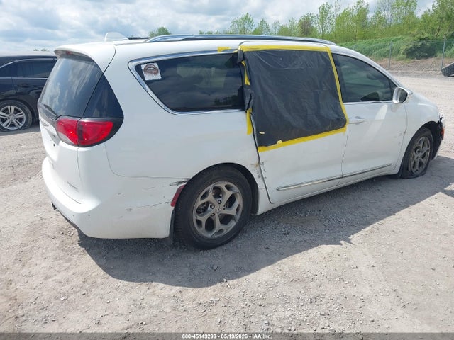 2017 Chrysler Pacifica Limited მანქანა იყიდება აუქციონზე, vin: 2C4RC1GG6HR584302, აუქციონის ნომერი: 45149299