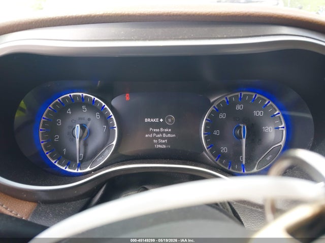 2017 Chrysler Pacifica Limited მანქანა იყიდება აუქციონზე, vin: 2C4RC1GG6HR584302, აუქციონის ნომერი: 45149299