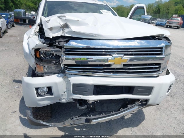 45149321 :رقم المزاد ، 1GC1KXE81FF660303 vin ، 2015 Chevrolet Silverado 2500hd High Country مزاد بيع