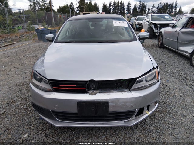 45149332 :رقم المزاد ، 3VWD17AJ8EM332882 vin ، 2014 Volkswagen Jetta 1.8t Se مزاد بيع
