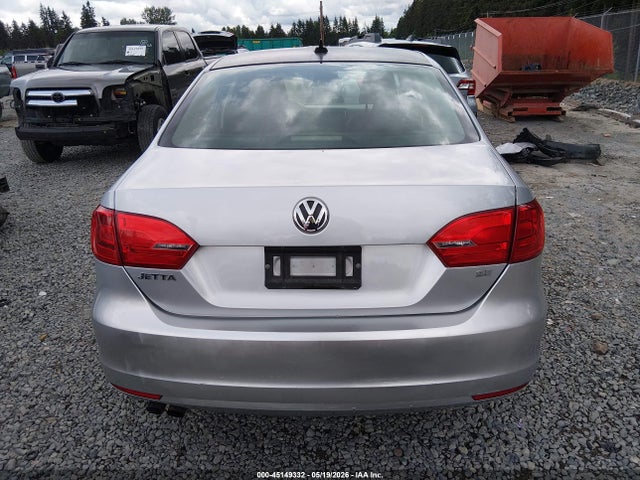 45149332 :رقم المزاد ، 3VWD17AJ8EM332882 vin ، 2014 Volkswagen Jetta 1.8t Se مزاد بيع