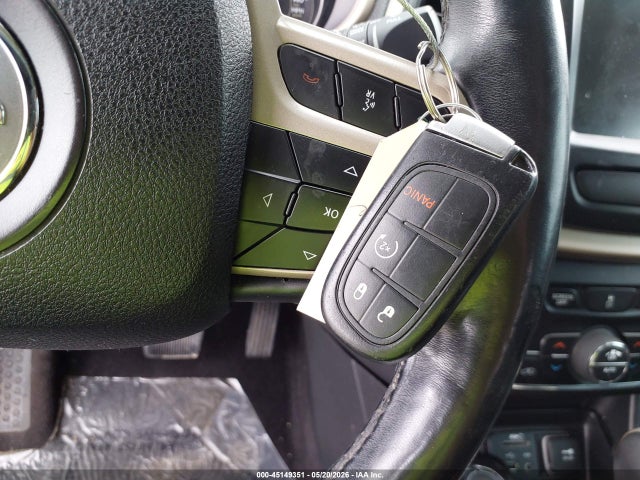 Продажа на аукционе авто 2017 Jeep Cherokee High Altitude 4x4, vin: 1C4PJMDB7HW669454, номер лота: 45149351