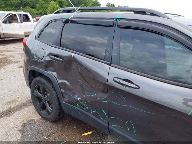 Продажа на аукционе авто 2017 Jeep Cherokee High Altitude 4x4, vin: 1C4PJMDB7HW669454, номер лота: 45149351