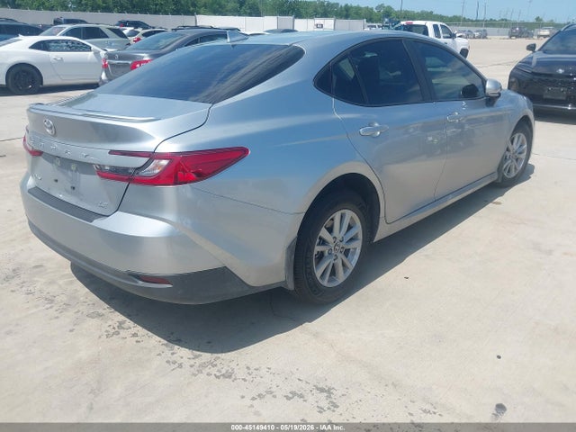 Toyota CAMRY LE 2026 4T1DAACK5TU723286 Image 4