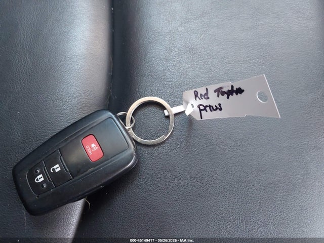 Toyota Prius Four Touring 2018 JTDKARFU7J3553085 Image 11