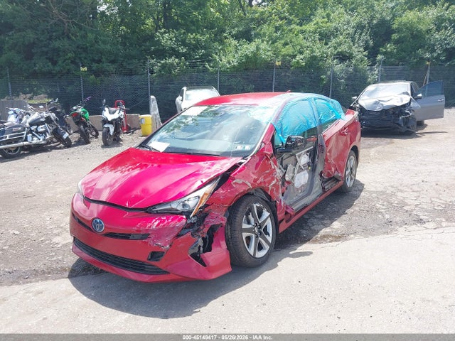 Toyota Prius Four Touring 2018 JTDKARFU7J3553085 Image 18
