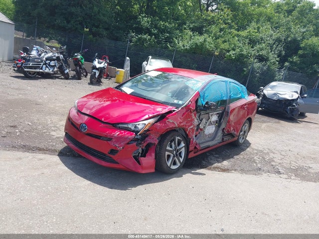 Toyota Prius Four Touring 2018 JTDKARFU7J3553085 Image 2