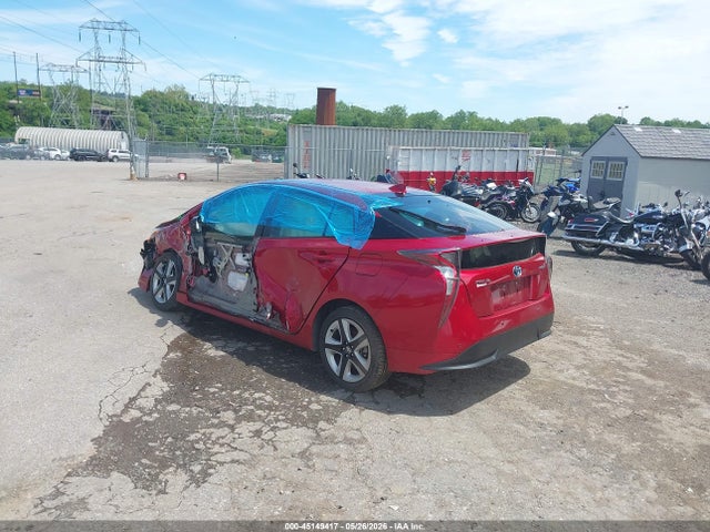 Toyota Prius Four Touring 2018 JTDKARFU7J3553085 Image 3