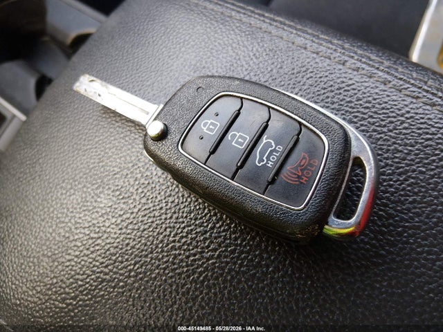 2018 Hyundai Tucson Se მანქანა იყიდება აუქციონზე, vin: KM8J2CA43JU645863, აუქციონის ნომერი: 45149485