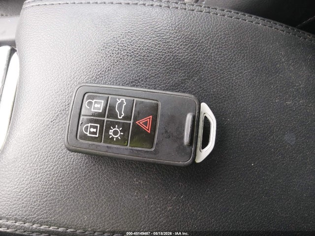 2015 Volvo Xc60 T5/t5 Premier მანქანა იყიდება აუქციონზე, vin: YV4612RK8F2628468, აუქციონის ნომერი: 45149487