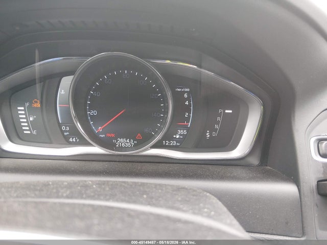 2015 Volvo Xc60 T5/t5 Premier მანქანა იყიდება აუქციონზე, vin: YV4612RK8F2628468, აუქციონის ნომერი: 45149487