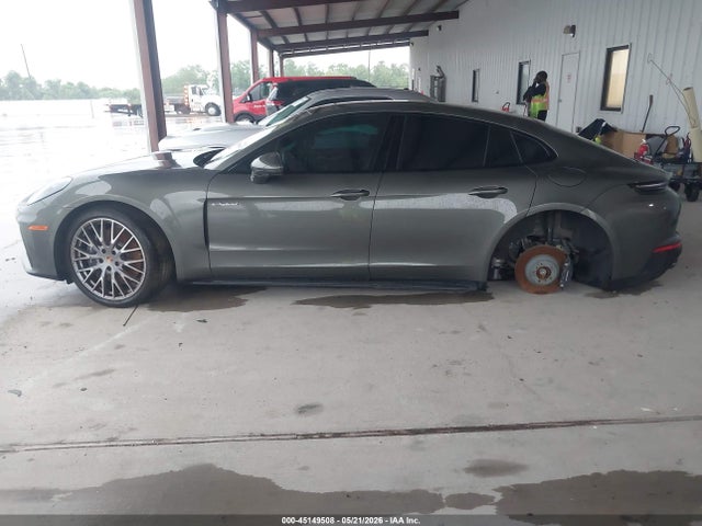 WP0AE2YA0SL046105 Porsche Panamera E-hybrid 4