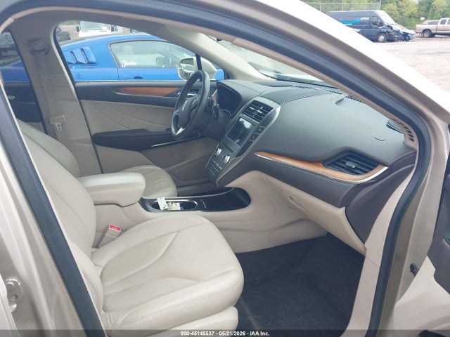 45149537 :رقم المزاد ، 5LMCJ2D94HUL11524 vin ، 2017 Lincoln Mkc Select مزاد بيع
