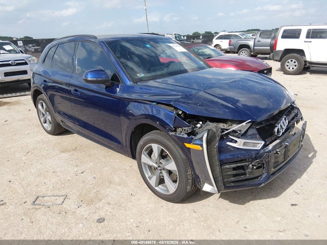 2020 Audi Q5 Premium 45 Tfsi Quattro S Tronic მანქანა იყიდება აუქციონზე, vin: WA1ANAFY4L2116104, აუქციონის ნომერი: 45149578