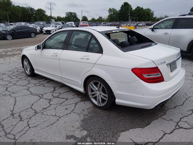 Aukcja sprzedaży 2013 Mercedes-benz C 250 Sport, vin: WDDGF4HB2DA788196, numer aukcji: 45149588