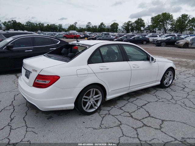 Aukcja sprzedaży 2013 Mercedes-benz C 250 Sport, vin: WDDGF4HB2DA788196, numer aukcji: 45149588
