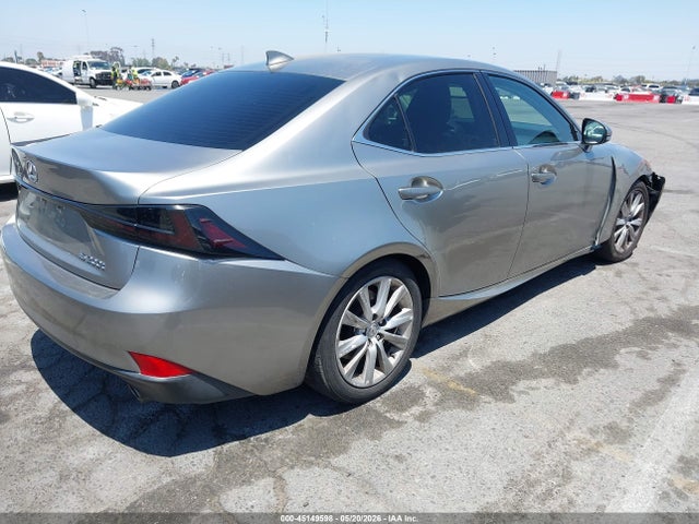 Lexus IS 200T 2016 JTHBA1D29G5030083 Image 4