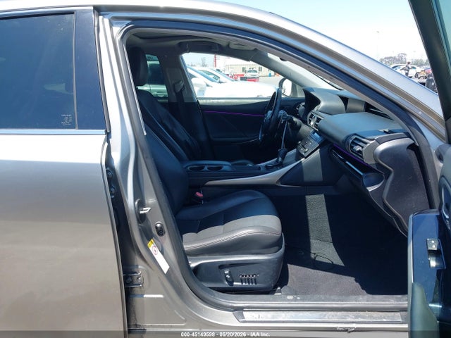 Lexus IS 200T 2016 JTHBA1D29G5030083 Image 5