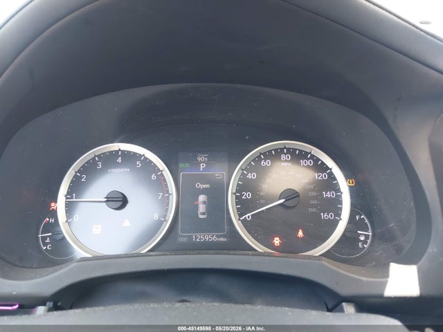 Lexus IS 200T 2016 JTHBA1D29G5030083 Image 7