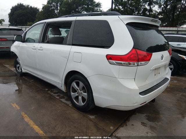 Продажа на аукционе авто 2013 Toyota Sienna Le V6 8 Passenger, vin: 5TDKK3DC3DS302071, номер лота: 45149663