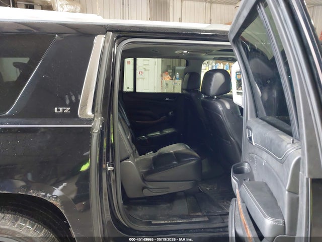 2015 Chevrolet Suburban 1500 Ltz მანქანა იყიდება აუქციონზე, vin: 1GNSKKKC8FR559619, აუქციონის ნომერი: 45149665